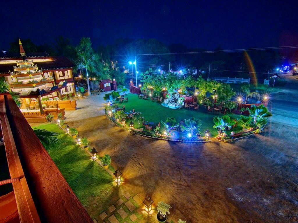 Hotel Yadanarbon Bagan New Bagan Exterior photo