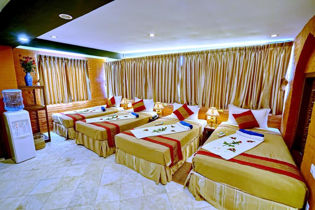 Hotel Yadanarbon Bagan New Bagan Exterior photo