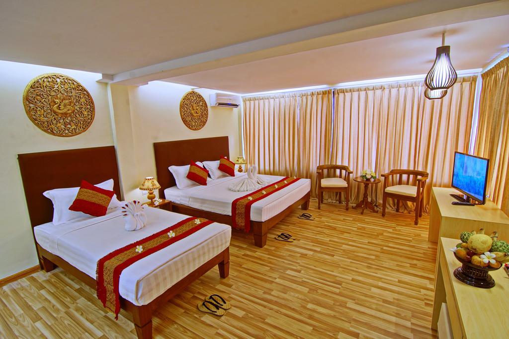 Hotel Yadanarbon Bagan New Bagan Room photo